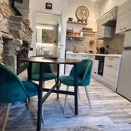 Casa Area *